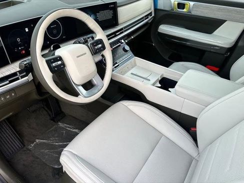 New 2025 Hyundai Santa Fe Calligraphy image 7