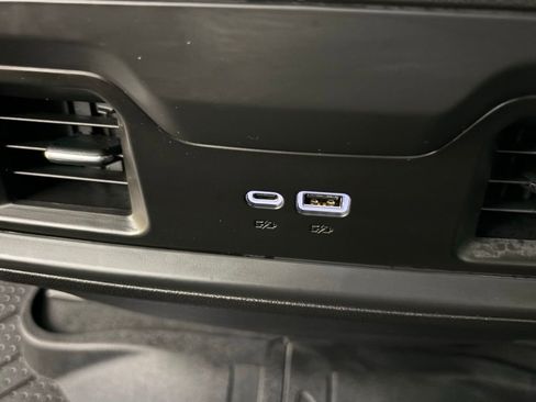Used 2026 Chevrolet Silverado 1500 LT w/ Protection Package AWD/4WD image 38