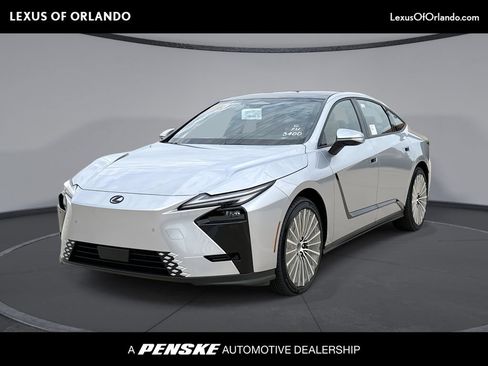 Used 2026 Lexus ES 350e FWD image 1