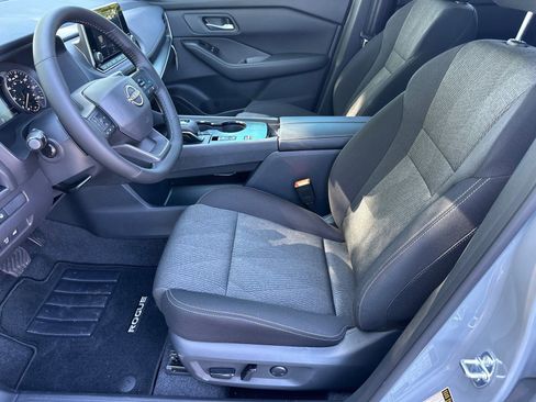 New 2026 Nissan Rogue SV FWD image 6