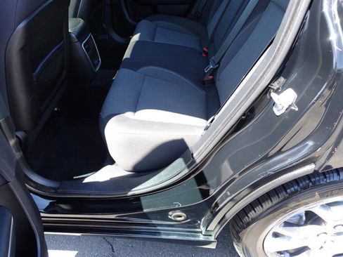 Used 2015 Dodge Charger SE w/ Power Sunroof Group AWD/4WD image 24