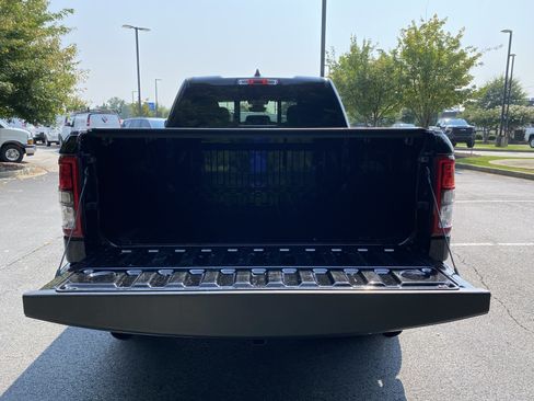 Used 2022 RAM 1500 Big Horn RWD image 11
