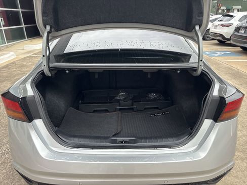 Used 2022 Nissan Altima 2.5 SR image 18