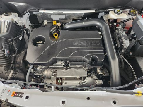 Used 2025 Chevrolet Equinox RS w/ Safety and Technology Package FWD image 34