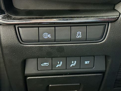 Used 2024 MAZDA MAZDA3 s image 17