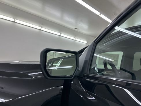 New 2026 GMC Canyon Denali image 15