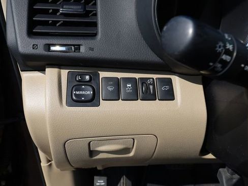 Used 2013 Toyota Highlander Limited image 48