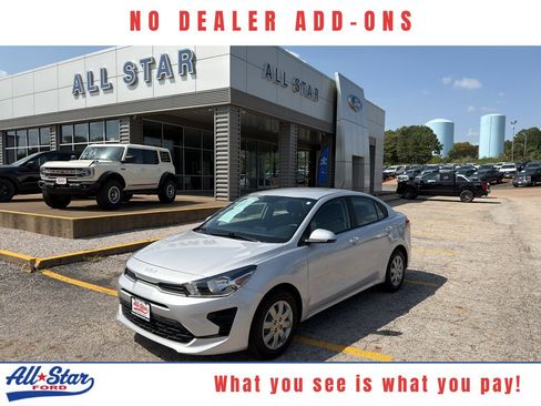 Used 2023 Kia Rio LX FWD image 1