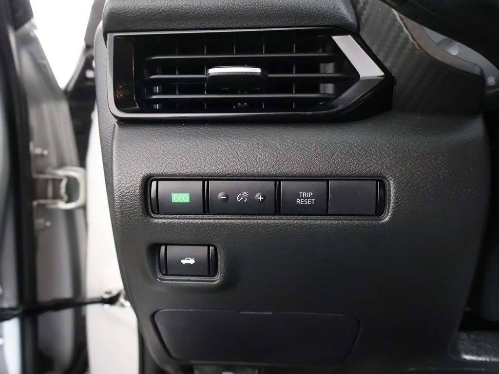 Used 2023 Nissan Sentra SV FWD image 34
