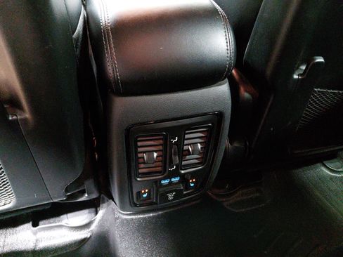 Used 2022 Dodge Durango GT AWD/4WD image 21