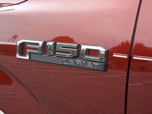 Used 2017 Ford F150 Lariat AWD/4WD image 10