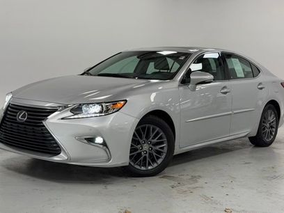 Used 2018 Lexus ES 350 w/ Navigation System Package