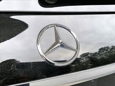 Used 2025 Mercedes-Benz GLE 350 4MATIC image 31