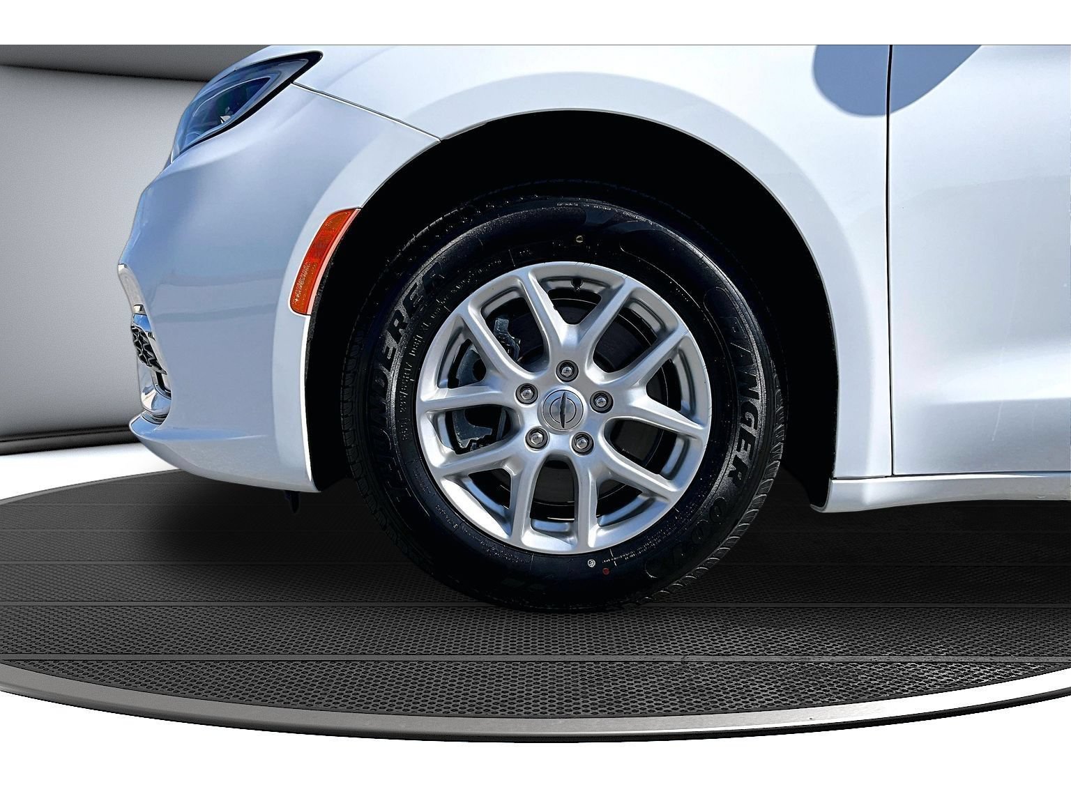 Certified 2022 Chrysler Pacifica Touring-L FWD image 52