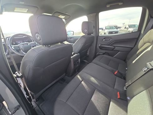 Used 2024 GMC Canyon Elevation w/ Convenience Package image 31