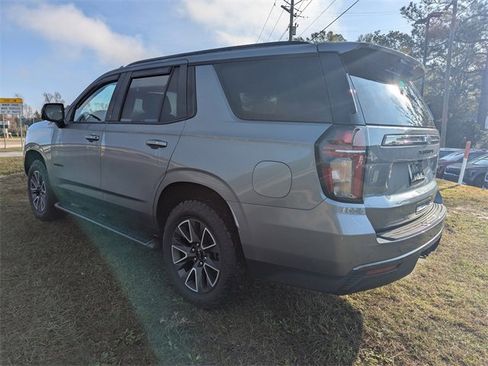 Used 2022 Chevrolet Tahoe Z71 w/ Luxury Package image 5