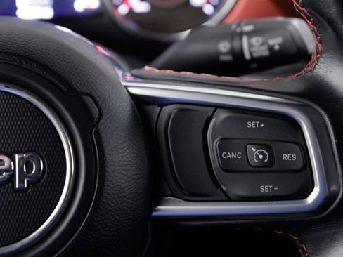 Used 2022 Jeep Wrangler Unlimited Rubicon image 28