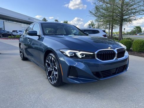 Certified 2025 BMW 330i xDrive Sedan w/ Premium Package image 6