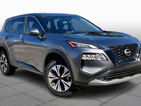 Certified 2023 Nissan Rogue SV image 3