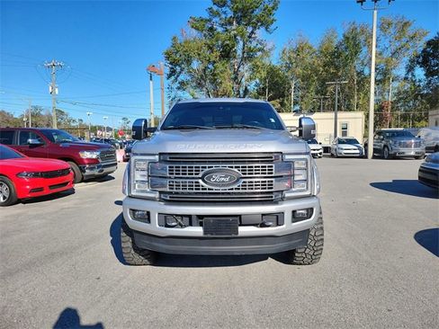 Used 2017 Ford F350 Platinum w/ Platinum Ultimate Package image 5