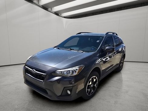 Used 2018 Subaru Crosstrek 2.0i Premium w/ Moonroof Package AWD/4WD image 2