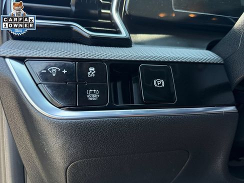 Certified 2023 Kia Sportage LX AWD/4WD image 30