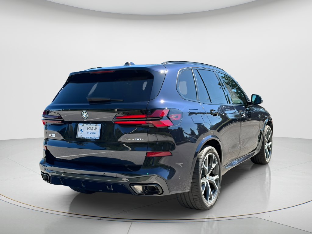 Used 2026 BMW X5 xDrive50e w/ M Sport Package AWD/4WD image 5