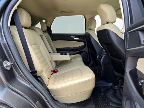 Used 2019 Ford Edge SEL w/ Equipment Group 201A AWD/4WD image 49