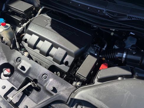 Used 2015 Honda Odyssey Touring image 25