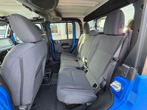 New 2026 Jeep Gladiator Sport image 20