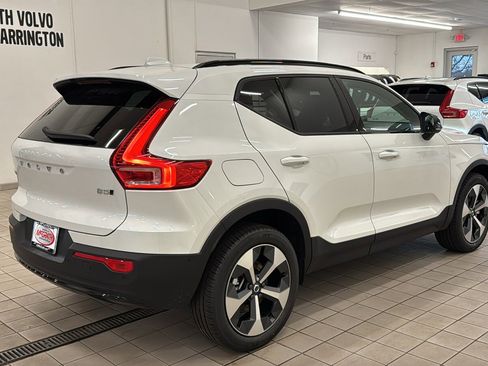 Used 2026 Volvo XC40 B5 Plus w/ Protection Package Premier image 5
