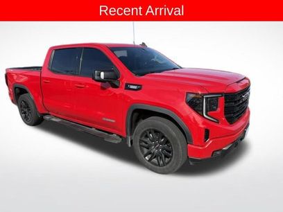 Used 2022 GMC Sierra 1500 Elevation w/ Elevation Premium Package