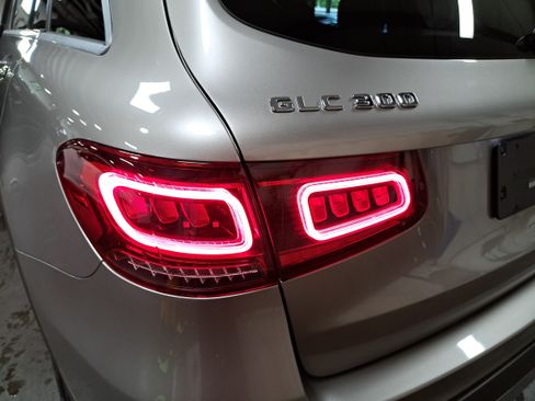 Certified 2022 Mercedes-Benz GLC 300 image 37