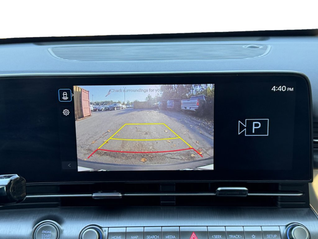 Used 2025 Hyundai Kona SEL FWD image 15