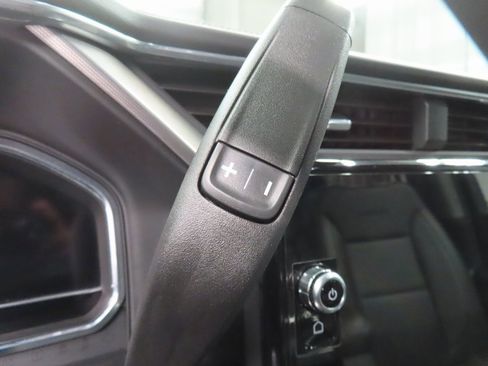 Used 2024 GMC Sierra 3500 Denali w/ Denali Reserve Package image 70