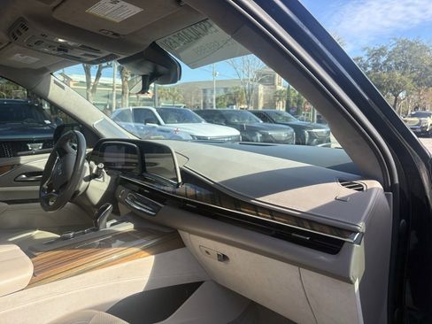 Used 2022 Cadillac Escalade ESV Sport Platinum image 20