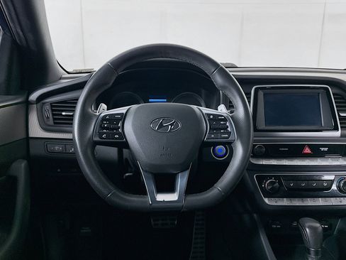 Used 2018 Hyundai Sonata Sport image 18