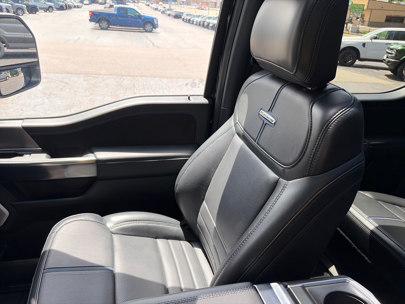 Used 2025 Ford F150 Platinum w/ FX4 Off-Road Package AWD/4WD image 19