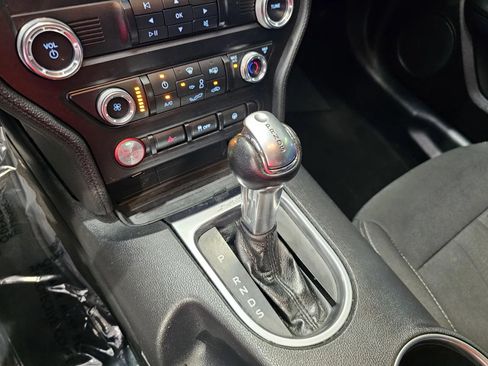 Used 2020 Ford Mustang GT RWD image 14