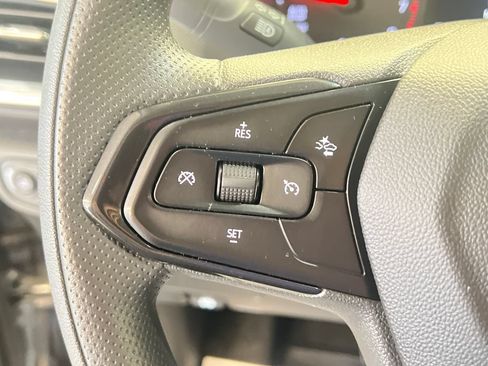 Used 2023 Chevrolet TrailBlazer LT w/ Convenience Package AWD/4WD image 24