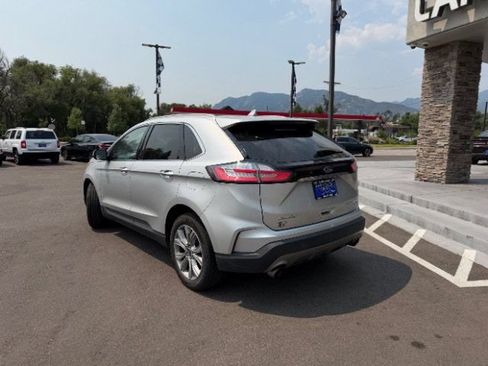 Used 2019 Ford Edge Titanium AWD/4WD image 5