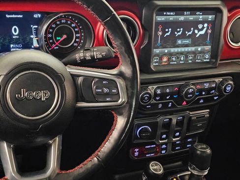 Used 2022 Jeep Wrangler Rubicon w/ LED Lighting Group image 20
