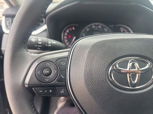 Used 2025 Toyota RAV4 XLE Premium FWD image 16