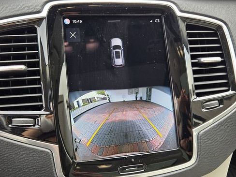 Certified 2023 Volvo XC90 B6 Plus AWD/4WD image 24