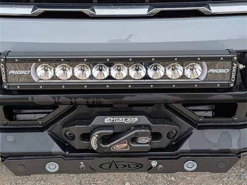 Used 2024 GMC Sierra 2500 AT4 w/ AT4 Premium Plus Package image 7