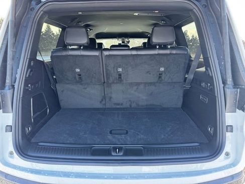 New 2026 Jeep Grand Wagoneer Limited AWD/4WD image 18