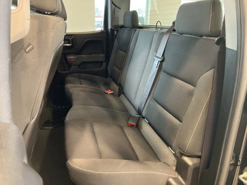 Used 2015 GMC Sierra 1500 SLE w/ SLE Value Package image 21