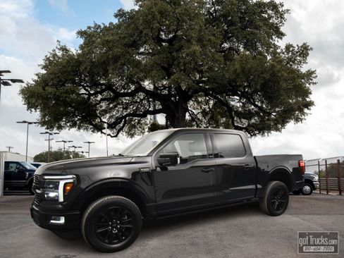 Used 2025 Ford F150 Platinum w/ FX4 Off-Road Package AWD/4WD image 1