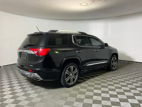 Used 2018 GMC Acadia Denali w/ Technology Package AWD/4WD image 5