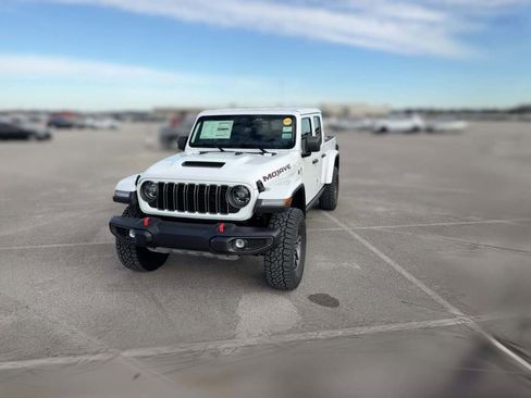 New 2026 Jeep Gladiator Mojave image 3